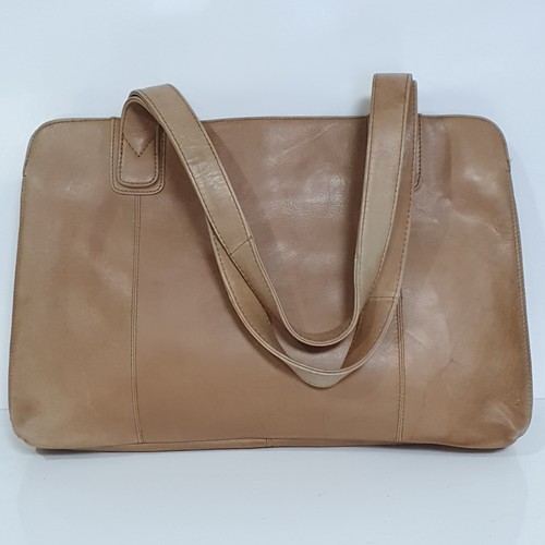 Large light tan leather - tan,