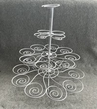 2008 Wilton 4 Tier 24 Cupcake