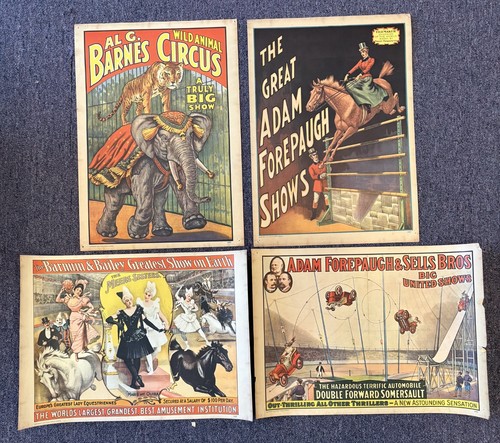 Vintage 1960 circus world - circus,
