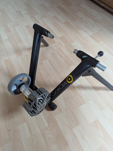 Cycleops turbo trainer - cycleops,