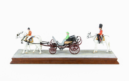 Border fine arts trooping - border,