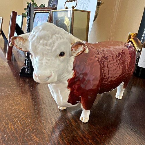 Beswick prize hereford bull - prize,