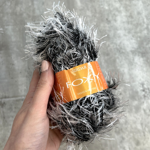Sirdar foxy yarn 50g grey - 12,