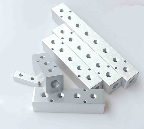 40x40mm g1 4 out - g1/2", in