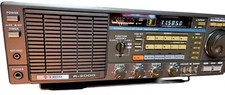 TRIO R-2000 HF COMMUNICATIONS