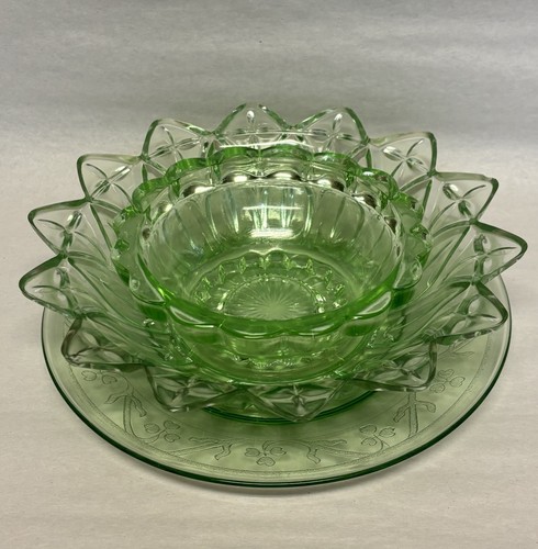 Art deco green pressed - pressed, glass