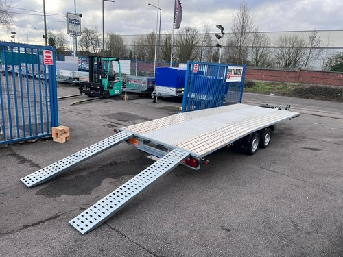 Car transporter trailer - transporter, beaver