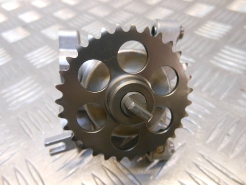 Yamaha 5eb engine oil pump - engine,