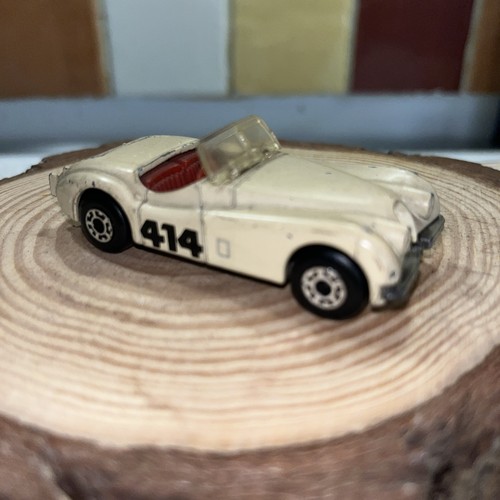 Matchbox jaguar 120 wht - matchbox,