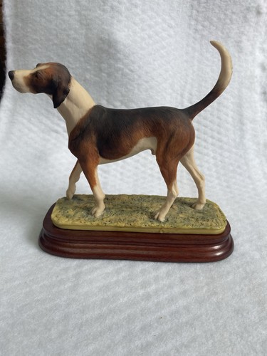 Border fine arts foxhound - border,