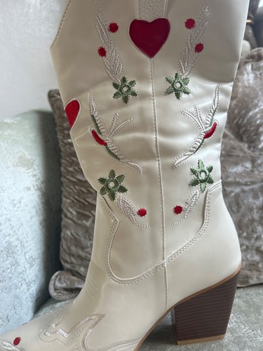 Ladies cream floral midcalf - floral,