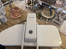 Electronic Steam Iron Press 1600 Watt 38 Jet Stream