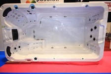 SWIM SPA HOT TUB Passion Spas