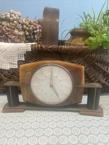 Vintage metamec hour - vintage, wind