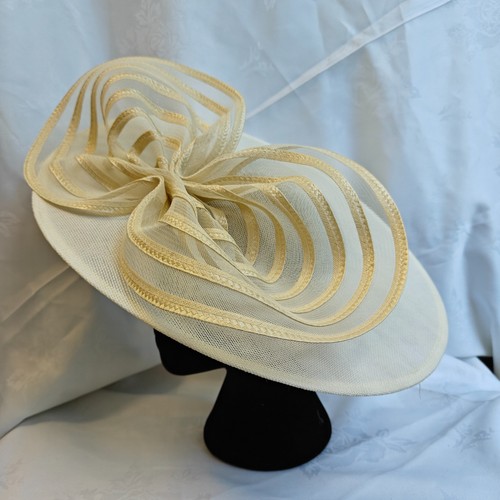 Ivory cream bow wide - bow, brim