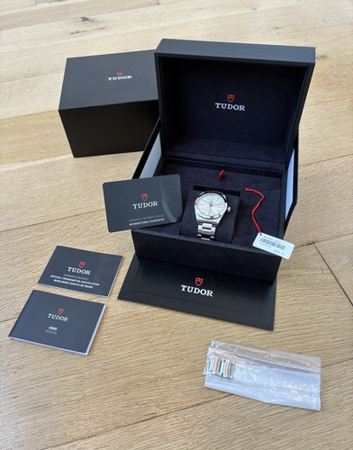 Tudor black bay - bay, 36
