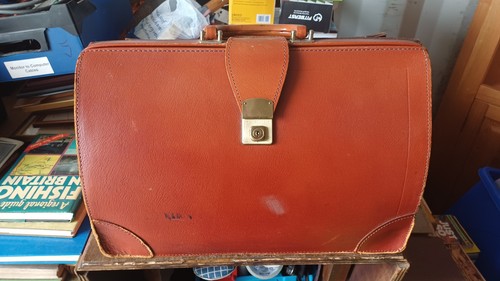Vintage brown leather - brown,