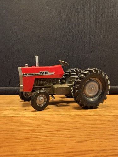Britains farm massey - britains,