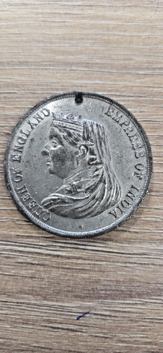 1887 queen victoria golden - victoria,