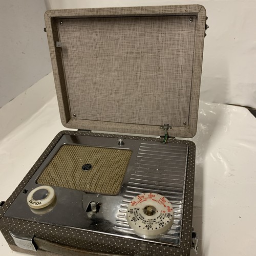 1950 pye p114bq portable - pye,