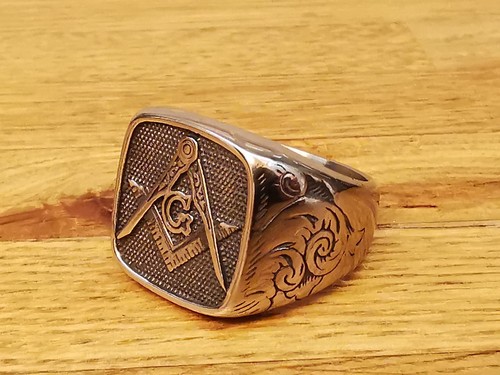 Knights templar hoc signo - in,