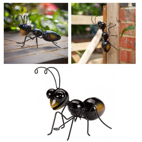 Medium metal ant - ant, wall