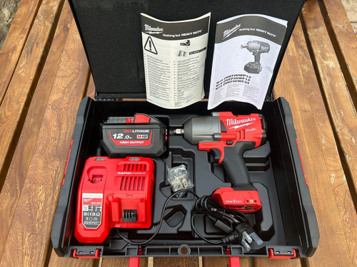 Milwaukee m18 fuel 18v - milwaukee,