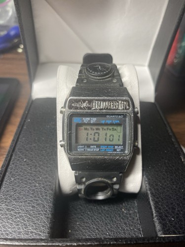 Seiko digital quartz - seiko, lc