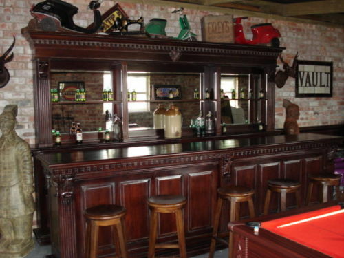 Mahogany pub counter - 3.6m,