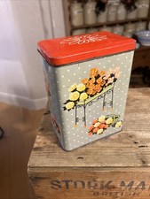 Vintage 1950's Pretty Storage