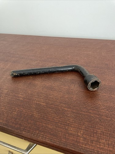 Vintage shaped box spanner - box,