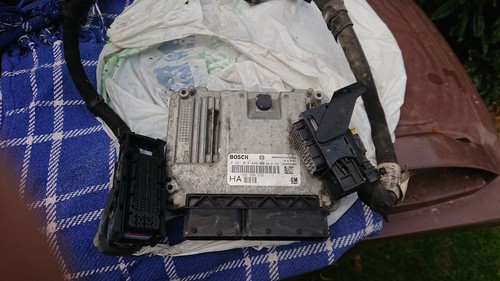 Vauxhall vectra 9cdti ecu - vauxhall,
