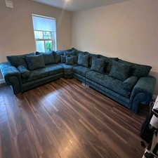 Brand New Large Luxury Verona Corner Sofa & Decorative Cushions | Teal 