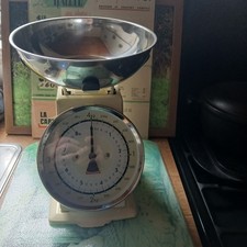 Typhoon Living Cream