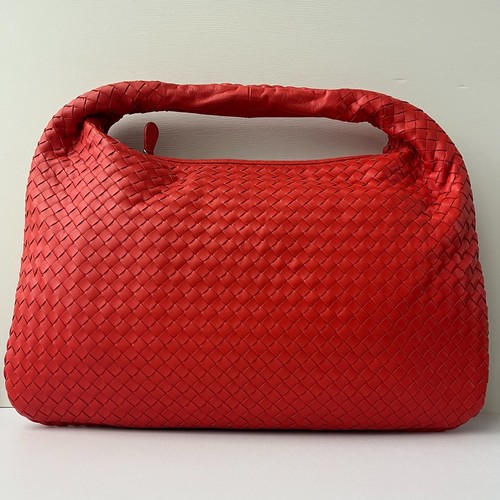 Authentic bottega veneta - authentic,