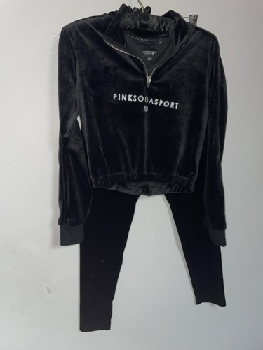 Pink soda black velour cropped - pink,