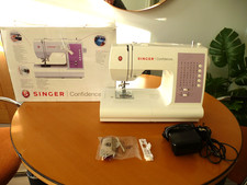 Singer Confidence 7463  electric sewing machine. EXCELLENT CONDITION.
