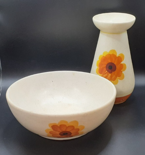 Secla studio pottery - secla,