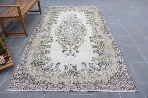 Vintage 4x9 rug - 5,4x9,7, large