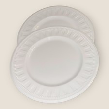 Wedgwood Colosseum 2 Dinner Plates 10.5” White English Bone China Good Condition