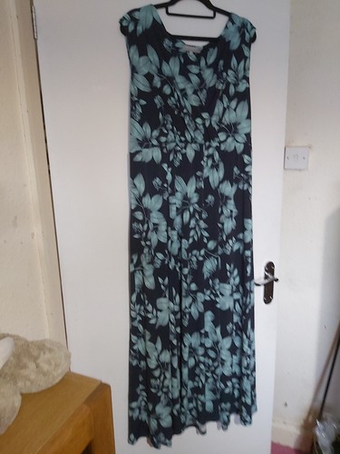 Ann harvey size floral leaf - ann,