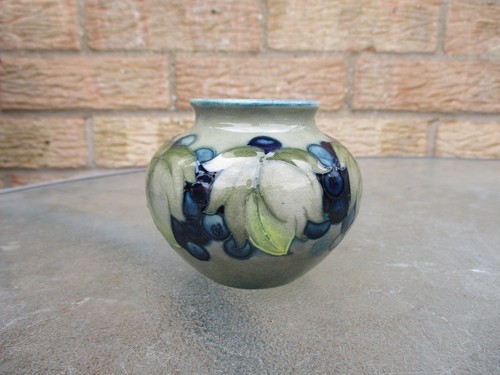 Moorcroft pottery celadon - pottery,