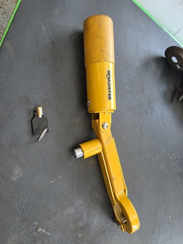 Gearstick car lock keys safety - gearstick,