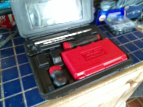 Snap ratchet screwdriver - on,