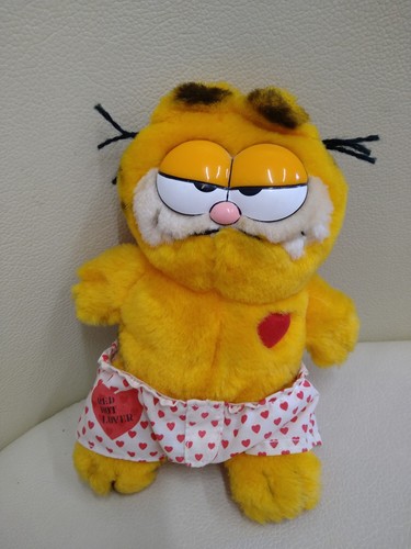 Vintage garfield plush red - vintage,