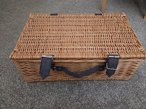 Optima vintage person wicker - vintage,