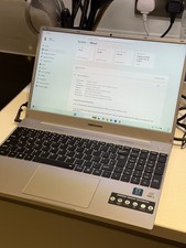 Medion Akoya 15.6” laptop -