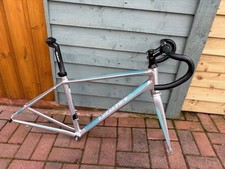 GIANT LIV AVAIL 700C LADIES