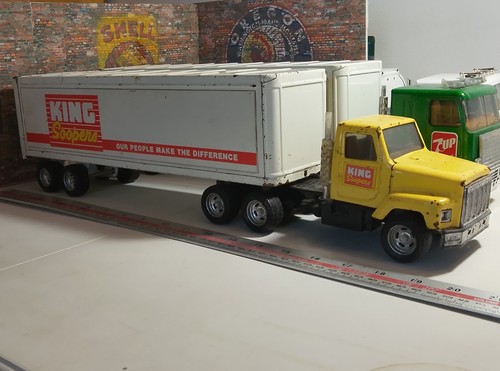Vintage ertl king soopers - king,