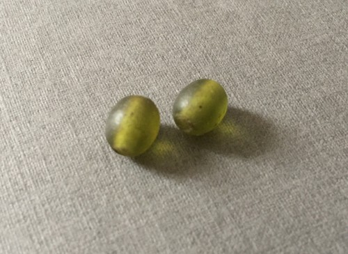 Pair semi translucent - semi,